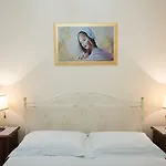 In Cristina بيت ضيافة 4*