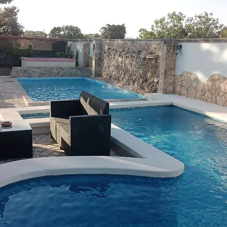 In Cristina Guest house