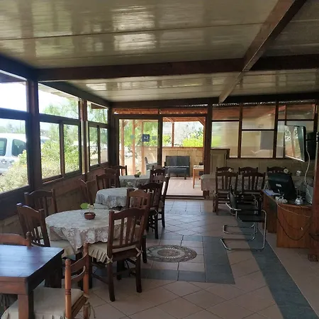 In Cristina Πανσιόν Gallipoli